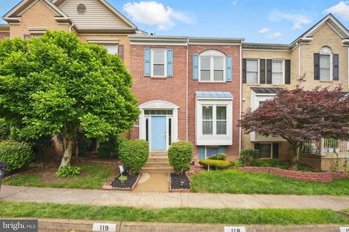 6410 Brass Button Ct, CENTREVILLE, VA, 20121-2325 | Card Image