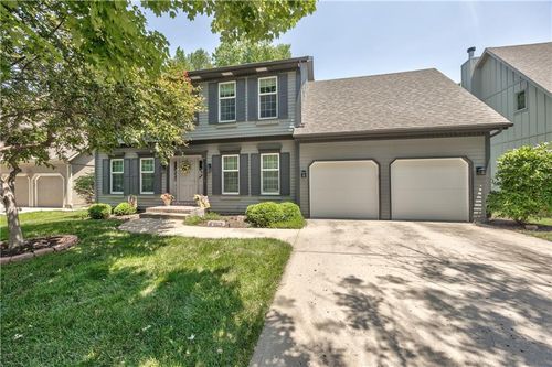 12825 Garnett St, Overland Park, KS, 66213-3546 | Card Image