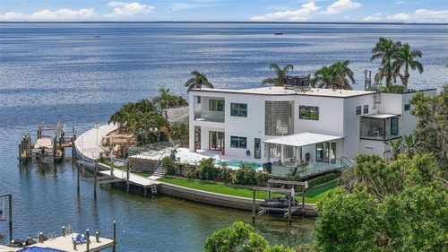 585 Dolphin Ave Se, ST PETERSBURG, FL, 33705-4141 | Card Image
