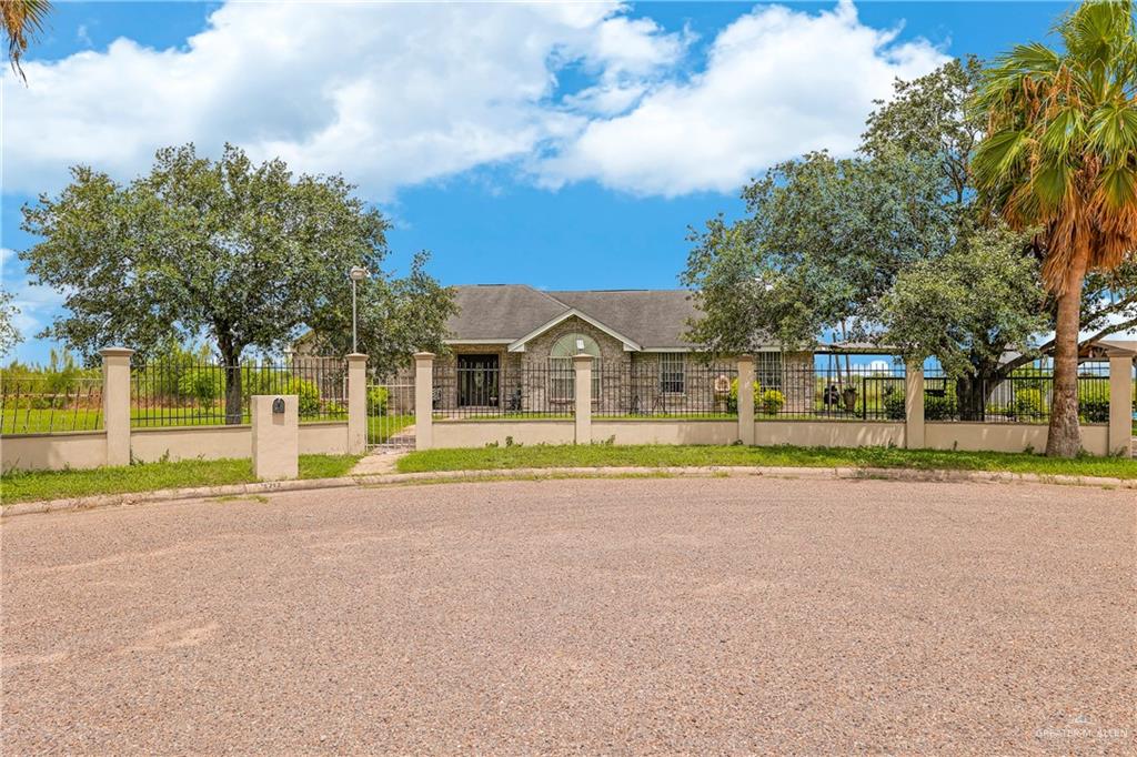 Raven Cir, Edinburg, TX 78542