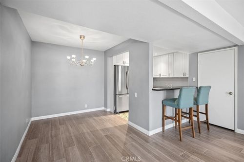 19-25761 Le Parc, Lake Forest, CA, 92630-5922 | Card Image