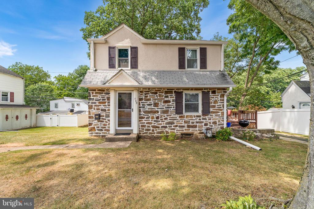 Thorndale Rd, Aldan, PA 19018