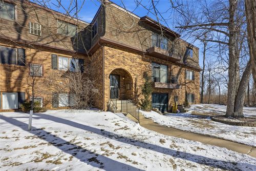 11-1015 Woodland Heights Court Se, Cedar Rapids, IA, 52403 | Card Image