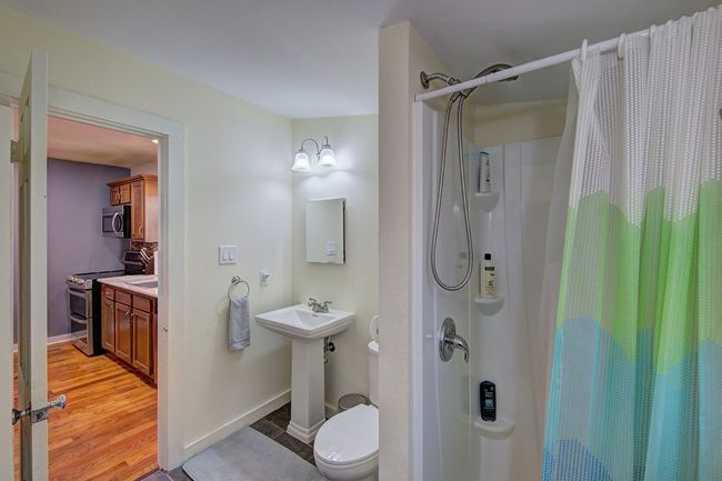 205 Cedar Cliff Loop, Home with 3 bedrooms, 2 bathrooms and 1 parking in Hunt TX | Image 24