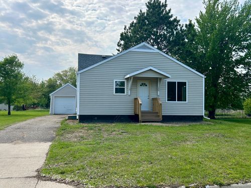 609 4th St Nw, Wadena, MN, 56482-1131 | Card Image