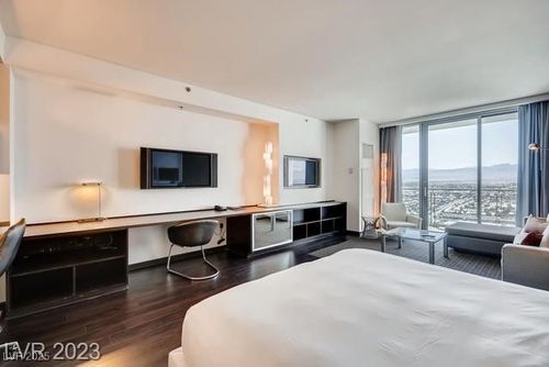 5219-4381 W Flamingo Rd, Las Vegas, NV, 89103-3903 | Card Image