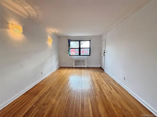 a-135-23 Jewel Ave, Flushing, NY, 11367-1919 | Card Image