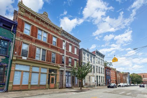 469 W Mcmicken Ave, Cincinnati, OH, 45214-1950 | Card Image