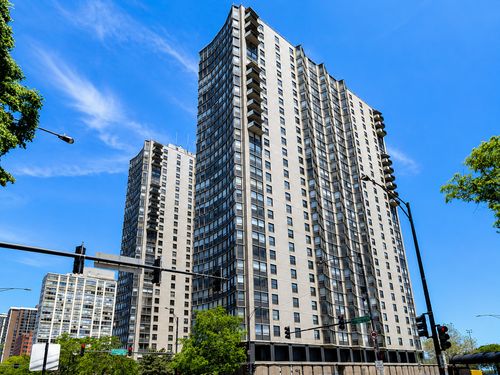 16n-5701 N Sheridan Rd, Chicago, IL, 60660-4715 | Card Image