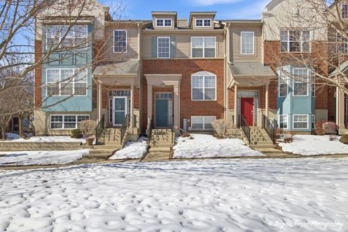 228 Station Park Cir, Grayslake, IL, 60030-2468 | Card Image