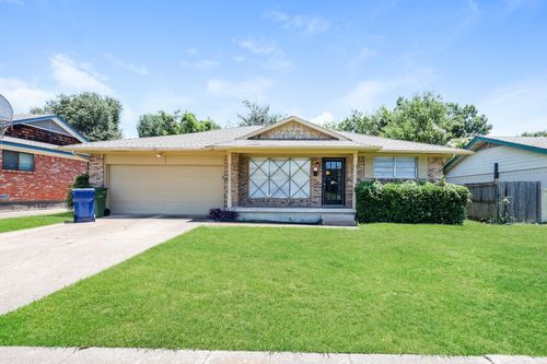 4210 Augusta Dr, Garland, TX, 75041-5338 | Card Image