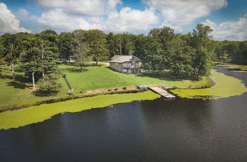 137 Lake Shore Blvd, Coalmont, TN, 37313-2427 | Card Image