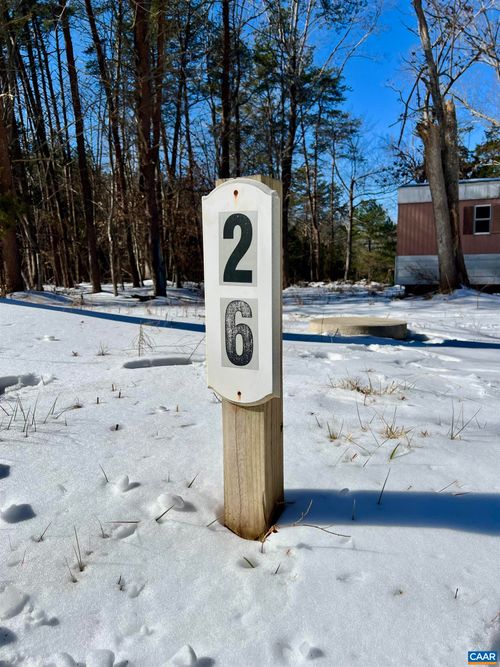 26 Allen Dr, FARMVILLE, VA, 23901-3915 | Card Image