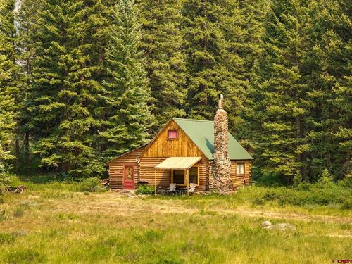 738 Summer Home Dr, Crested Butte, CO, 81224-9556 | Card Image