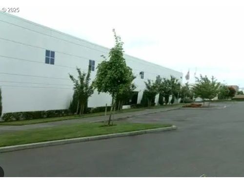 7230 Ne Evergreen Pkwy, Hillsboro, OR, 97124-5827 | Card Image