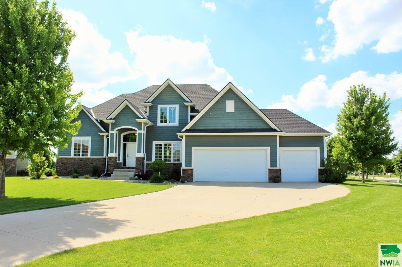 Itasca Ct, North Sioux City, SD 57049