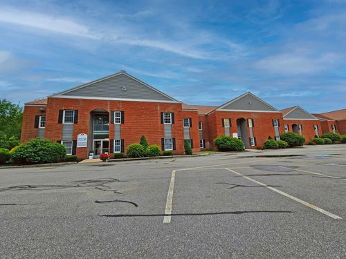 212-1 Merrill Industrial Dr, Hampton, NH, 03842-1981 | Card Image