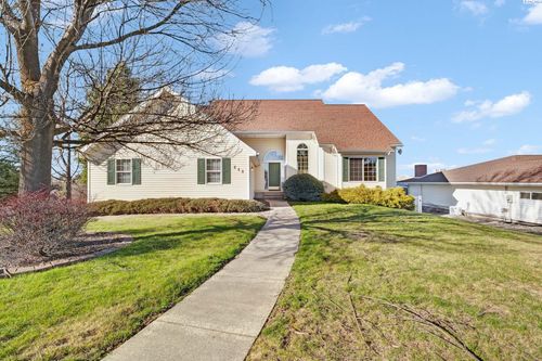 640 Se Crestview St, Pullman, WA, 99163 | Card Image