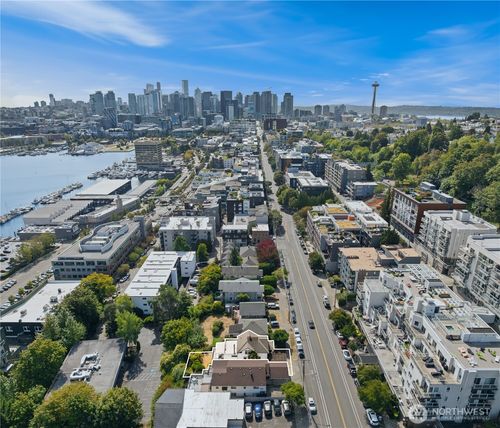 1730 Dexter Ave N, Seattle, WA, 98109-3021 | Card Image