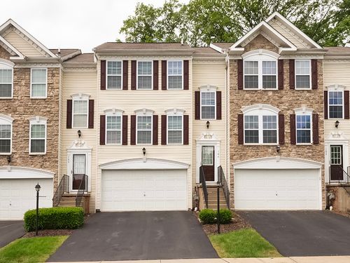 104 Rylie Dr, Harmony, PA, 16037-7764 | Card Image