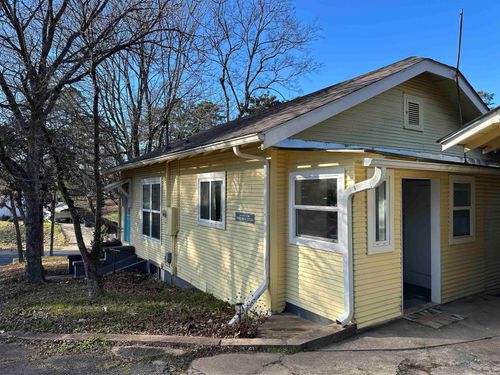 302 Mountain Valley St, Hot Springs, AR, 71901-2740 | Card Image