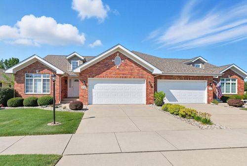 10746 Knickerbocker Ct, Saint John, IN, 46373-8859 | Card Image