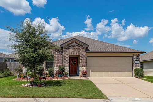 105 Blanco Dr, Huntsville, TX, 77340-3084 | Card Image