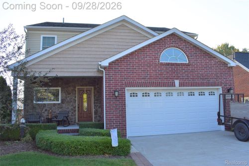 39046 Lakeshore Dr, Harrison Twp, MI, 48045-1854 | Card Image