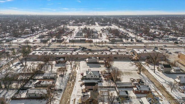 20817 Parkside Blvd, House other with 2 bedrooms, 2 bathrooms and null parking in Ferndale MI | Image 35