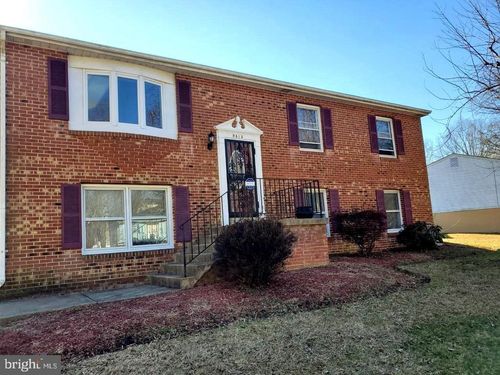 9515 Dalmatia Dr, CLINTON, MD, 20735-4405 | Card Image