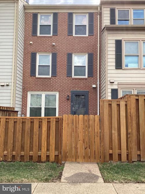 10439 Dylan Pl, MANASSAS, VA, 20109-6446 | Card Image