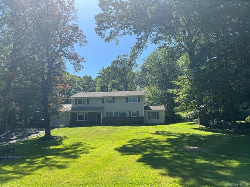 7 Ormian Dr, Pomona, NY, 10970-2812 | Card Image