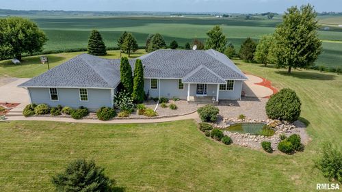 3794 170th St, Bryant, IA, 52727-9614 | Card Image