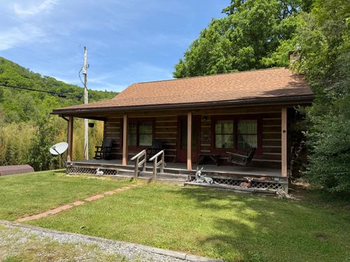 803 White Rock Gap Rd, Covington, VA, 24426-6227 | Card Image