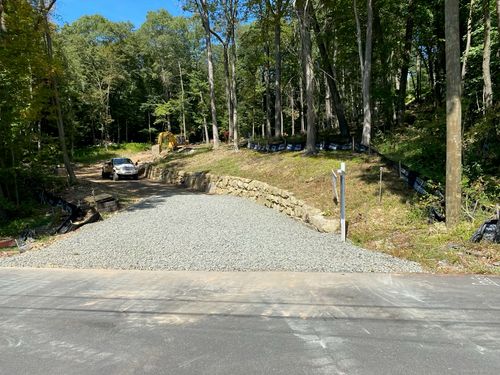 24 Anella Dr, Bethany, CT, 06524-3247 | Card Image