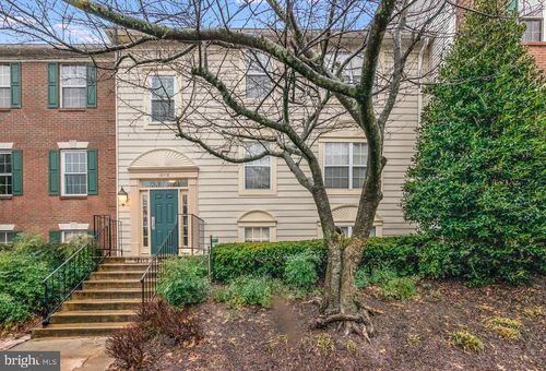 apt-102-12113 Greenway Ct, FAIRFAX, VA, 22033-2569 | Card Image
