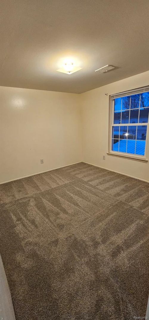 108 Princeton Dr, South Lyon, MI, 48178-1510 | Card Image