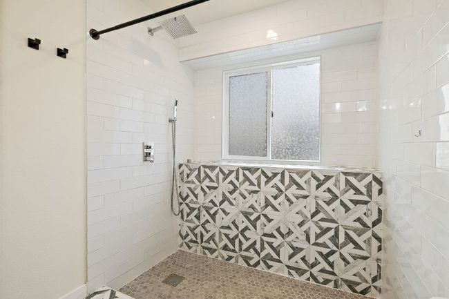 Huge walk in shower (master bathroom) | Image 18