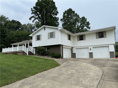2350 Mount Vernon Ave, Murrysville, PA, 15632-9043 | Card Image