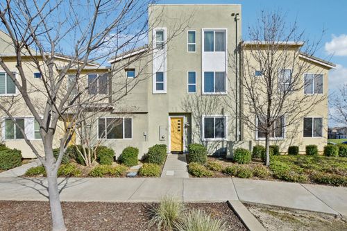 3237 Bridgeway Drive, Rancho Cordova, CA, 95670 | Card Image