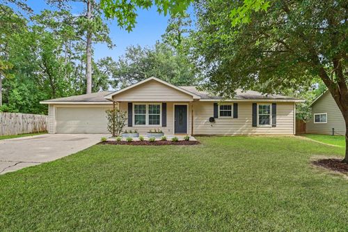 10807 Royal Tricia Drive, Conroe, TX, 77303 | Card Image