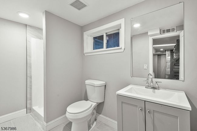 1119 E Front St, Home with 11 bedrooms, 4 bathrooms and null parking in Plainfield NJ | Image 10