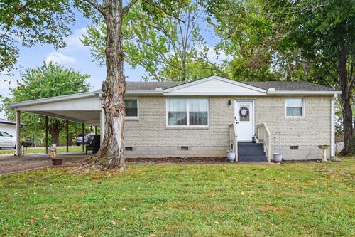 210 Alsup Dr, Springfield, TN, 37172-3440 | Card Image