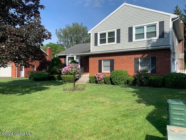 Coventry Ct, Latham, NY 12110