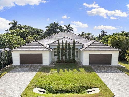 1086 Michigan Ave, Naples, FL, 34103-3857 | Card Image