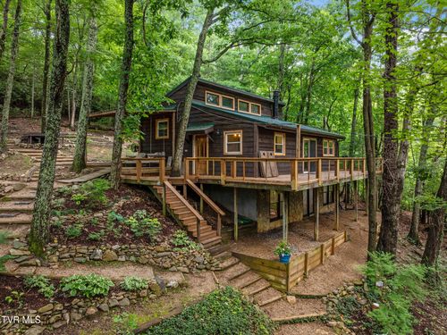 114 Whisperwood Ln, Johnson City, TN, 37601-6650 | Card Image