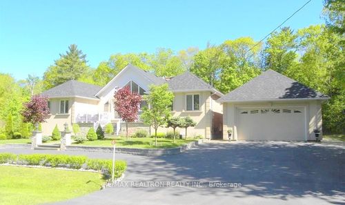 43 Staglir Dr, Tiny, ON, L9M0H2 | Card Image