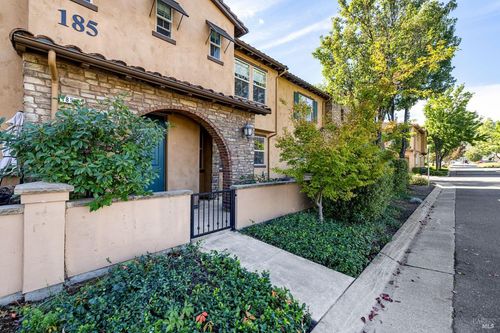 a- Stonegate Circle, Cloverdale, CA, 95425 | Card Image