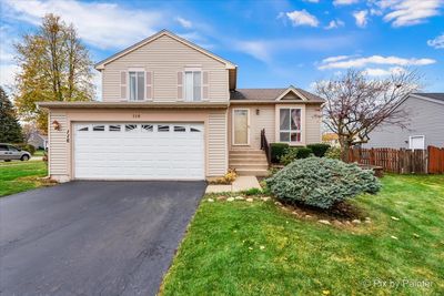 116 Woodview Drive, House other with 3 bedrooms, 1 bathrooms and 2 parking in Streamwood IL | Image 1