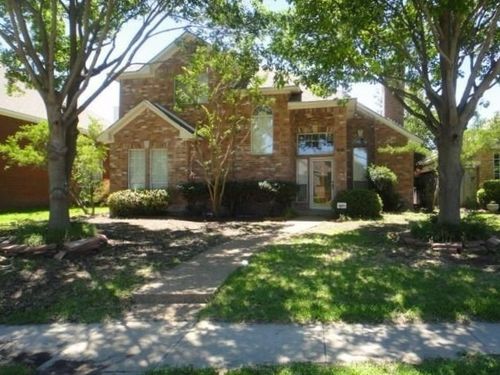 8902 Bayshore Ln, Rowlett, TX, 75088-6818 | Card Image